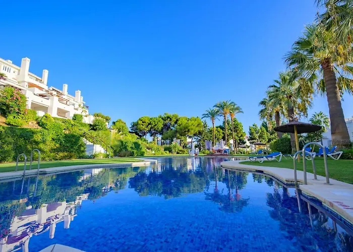 Luxurious 3-Bedroom Penthouse In Los Monteros