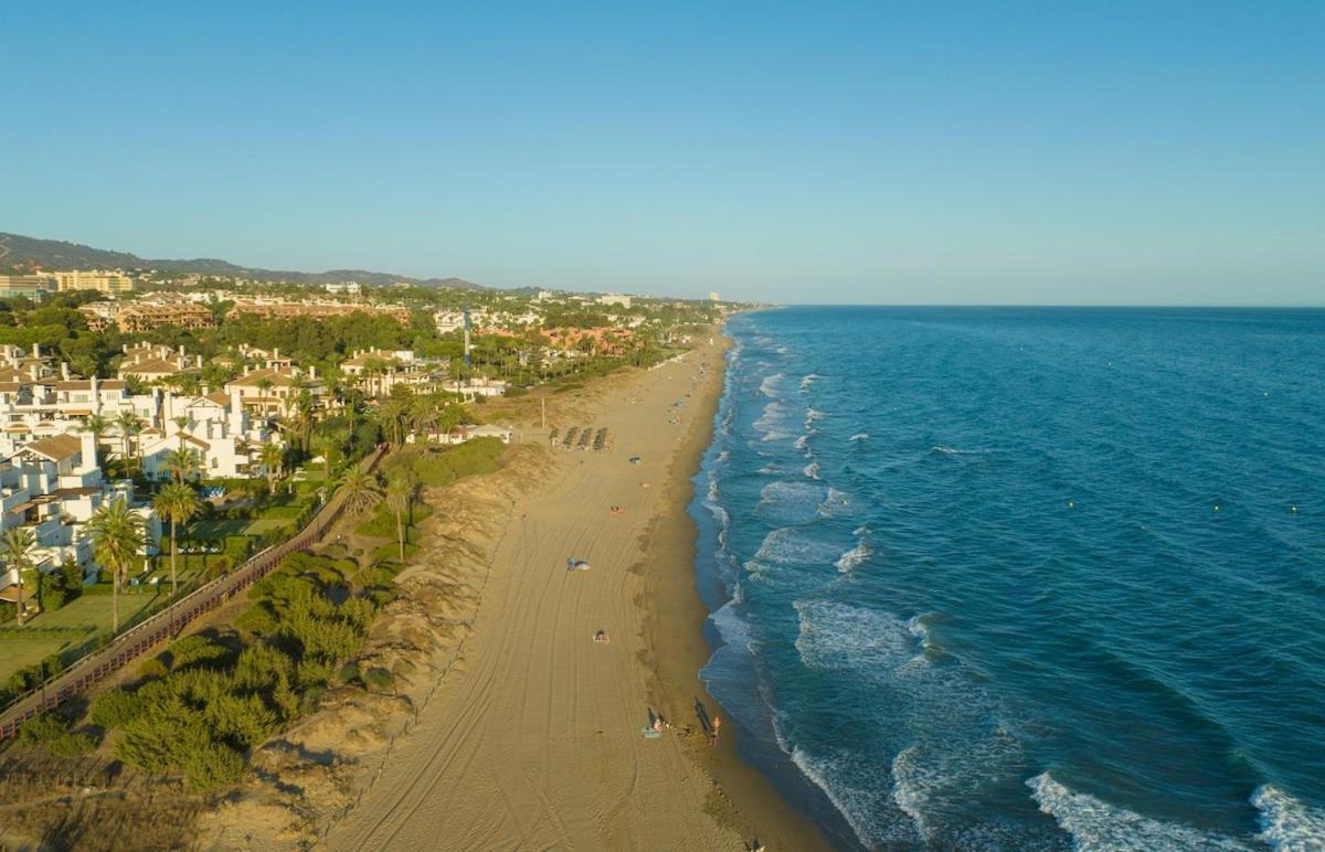 Luxurious 3-bedroom Penthouse In Monteros *