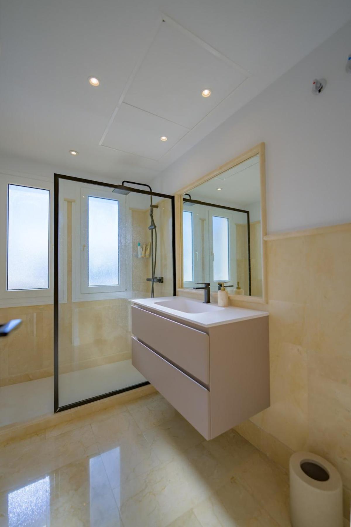Luxurious 3-bedroom Penthouse In Monteros Marbella